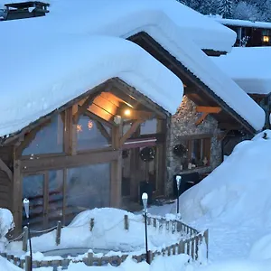 https://hotel-et-chalet-au-coin-du-feu-chilly-powder.hotels-rhonealpes.com